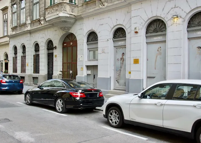 Standard By Hi5 - Steindl Street * Budapesta