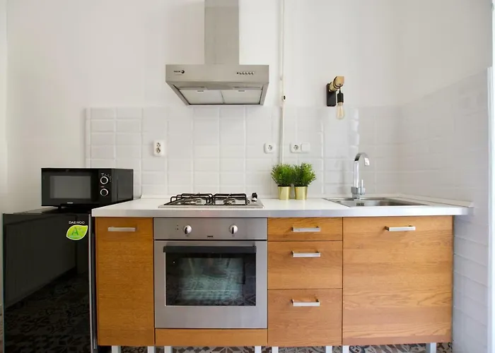 Standard By Hi5 - Steindl Street *