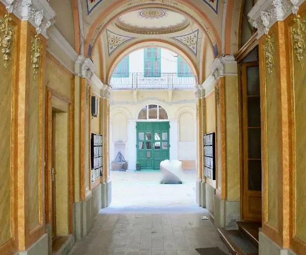 Standard By Hi5 - Steindl Street *