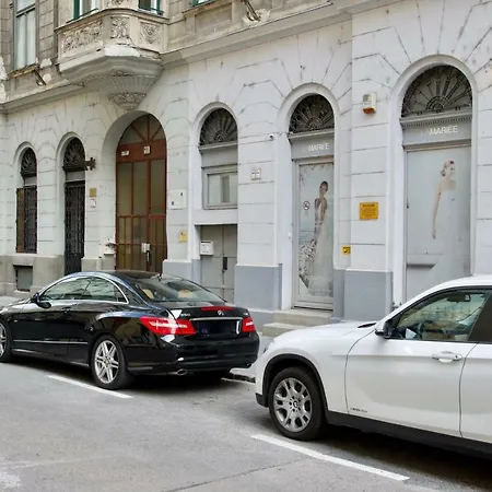 Standard By Hi5 - Steindl Street * بودابست